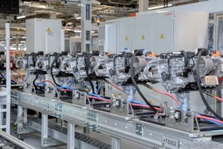 BMW เผยโฉมแบตเตอรี่และระบบขับเคลื่อนไฟฟ้ารุ่นที่ 6