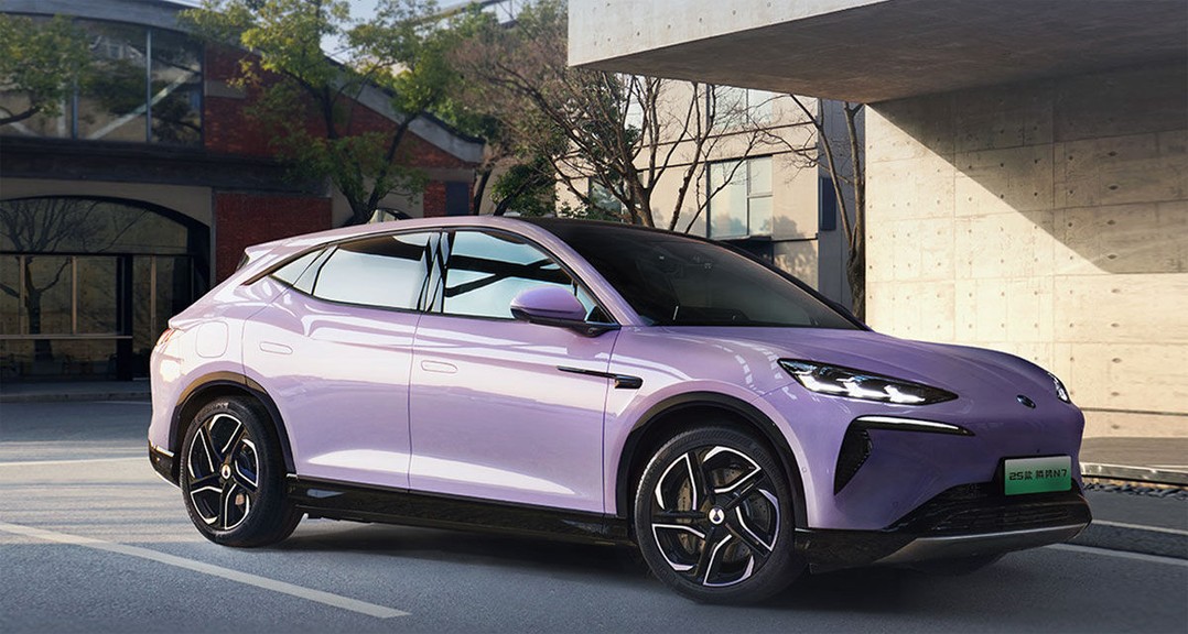 BYD เปิดตัว Denza N7 รถ SUV อัจฉริยะปี 2025
