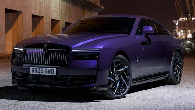 Rolls-Royce Black Badge Spectre ทรงพลังที่สุด