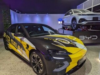 BYD ชาร์จไฟฟรี 1 ปี