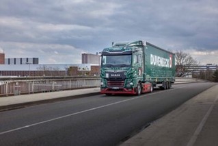 Duvenbeck บุกเบิกขนส่งไฟฟ้า ใช้ MAN eTruck ส่ง VW