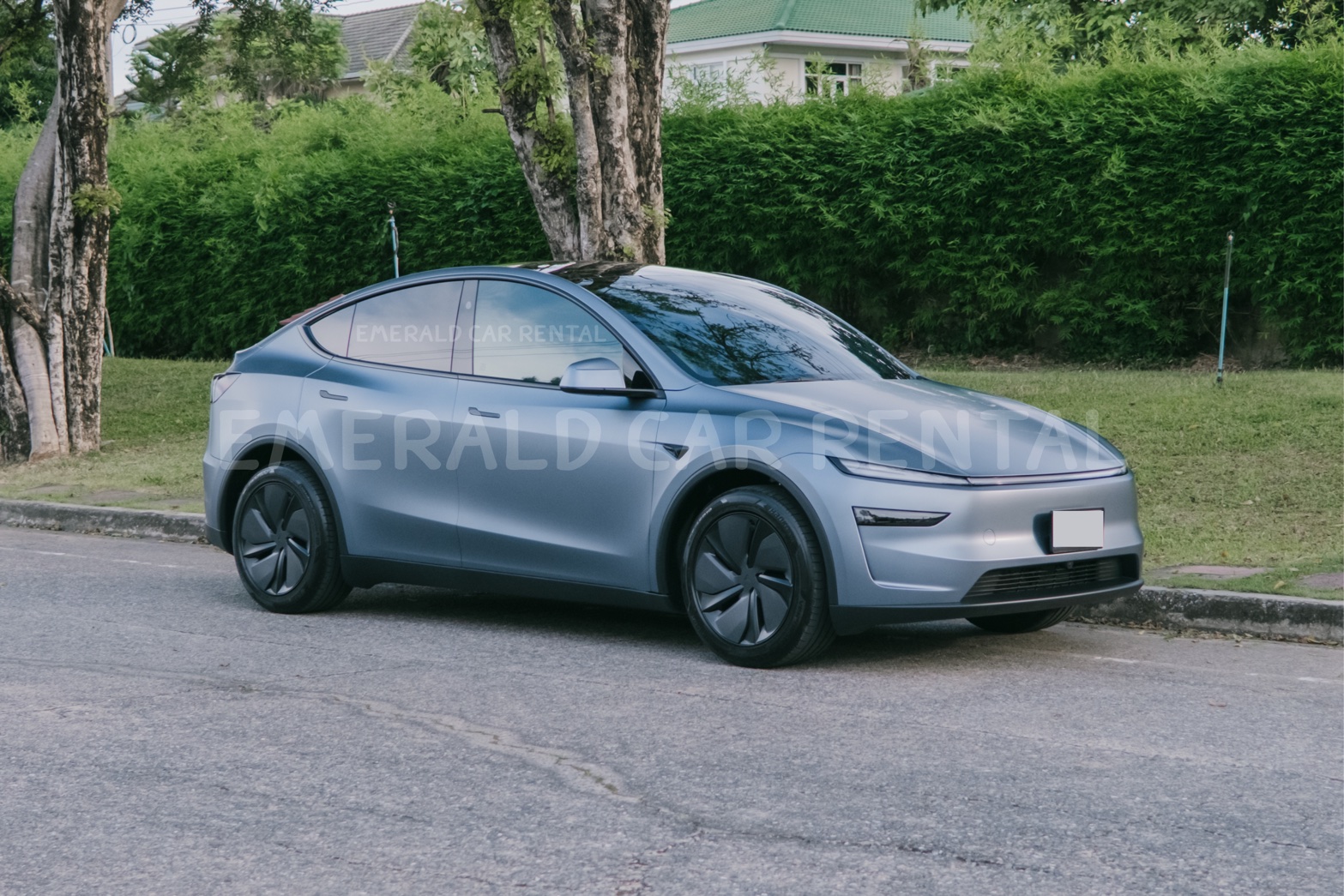 Tesla-Model-Y-Juniper-2026-No-63-13-bangkok-for-rental-01